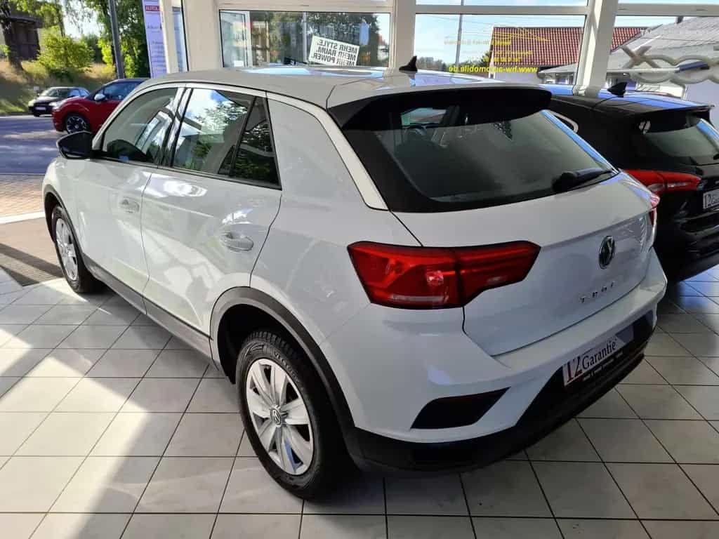 Volkswagen T-Roc 1.5 TSI ACT Sitzheizung PDC vo/hi 03/2018-photo-1