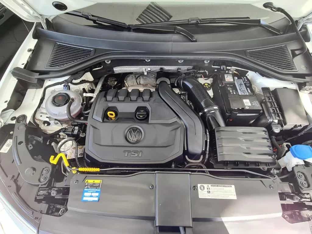 Volkswagen T-Roc 1.5 TSI ACT Sitzheizung PDC vo/hi 03/2018-photo-18