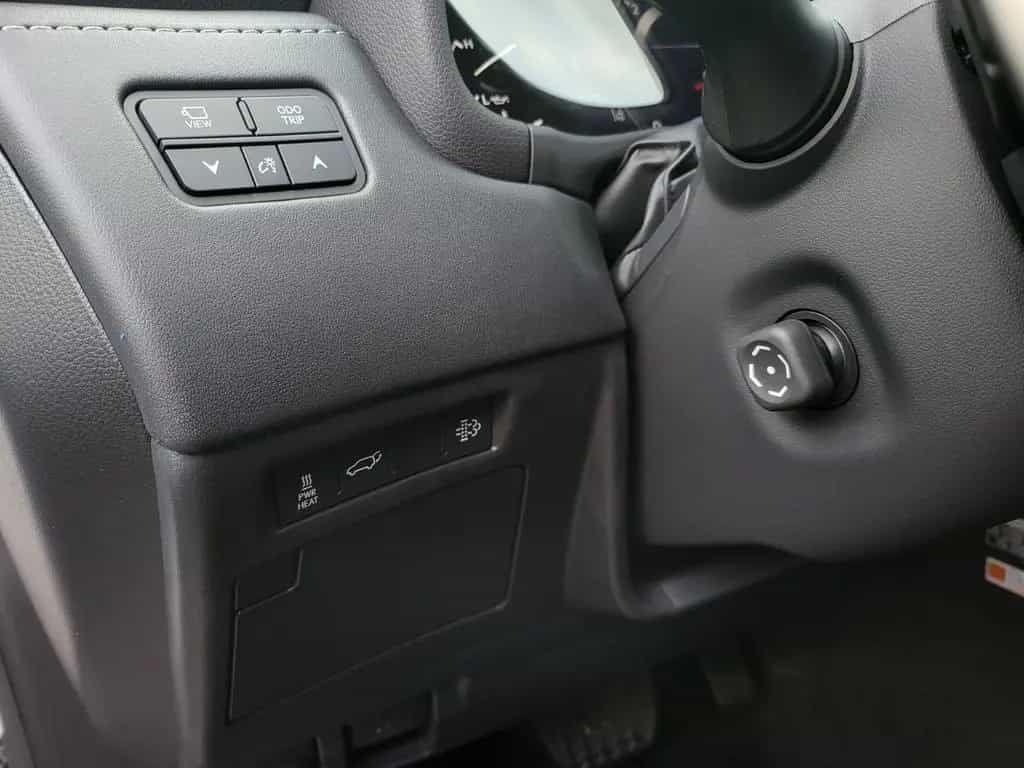 Lexus LX 500 LX500+2026+FULL+RearTVs+12unitsBERLIN+EUvers&reg 03/2023-photo-17