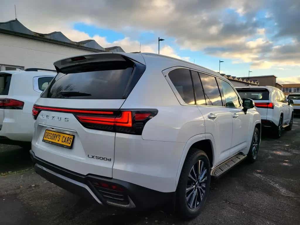 Lexus LX 500 LX500+2026+FULL+RearTVs+12unitsBERLIN+EUvers&reg 03/2023-photo-6