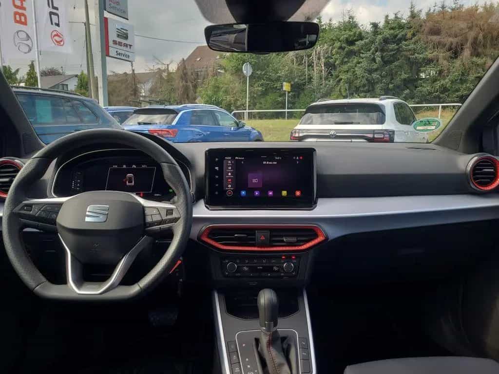 Seat Arona 1.0 TSI DSG FR+NAVI+WINTER PAKET+RFK+FULL 04/2023-photo-17