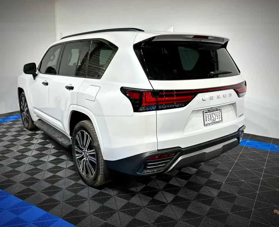 Lexus LX 600 Luxury Armored B6 NEW/Full options/NO VAT 04/2026-photo-3