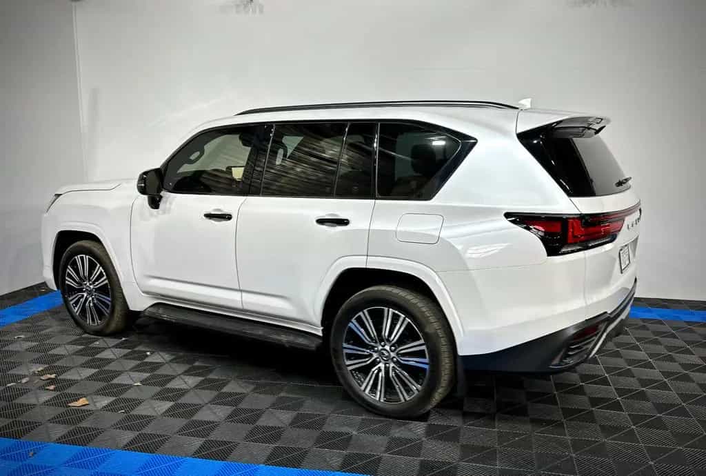 Lexus LX 600 Luxury Armored B6 NEW/Full options/NO VAT 04/2026-photo-5