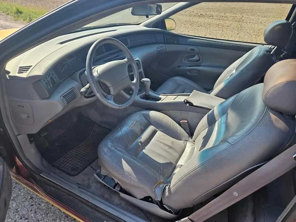 Lincoln Mark VIII 4.6L 10/1993-photo-3