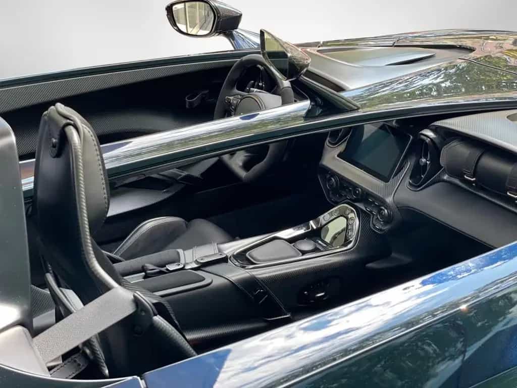 Aston Martin V12 Vantage V12 Speedster 1 of 88 null-photo-14