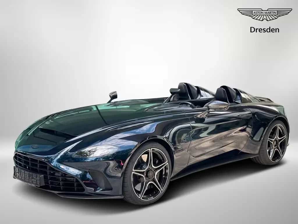 Aston Martin V12 Vantage V12 Speedster 1 of 88 null-photo-3