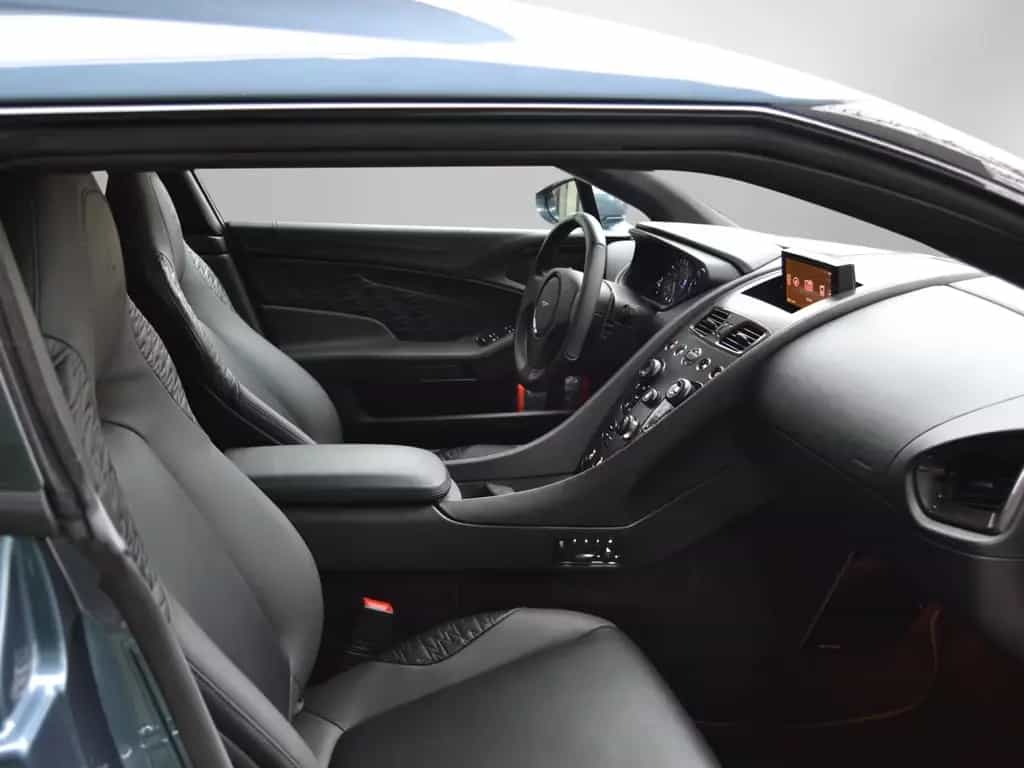 Aston Martin Vanquish Zagato Shooting Brake Nr. 92/99 08/2019-photo-11