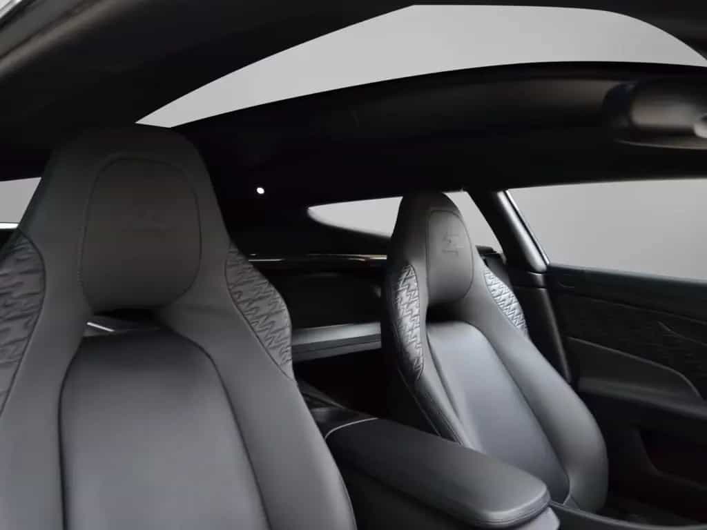 Aston Martin Vanquish Zagato Shooting Brake Nr. 92/99 08/2019-photo-12