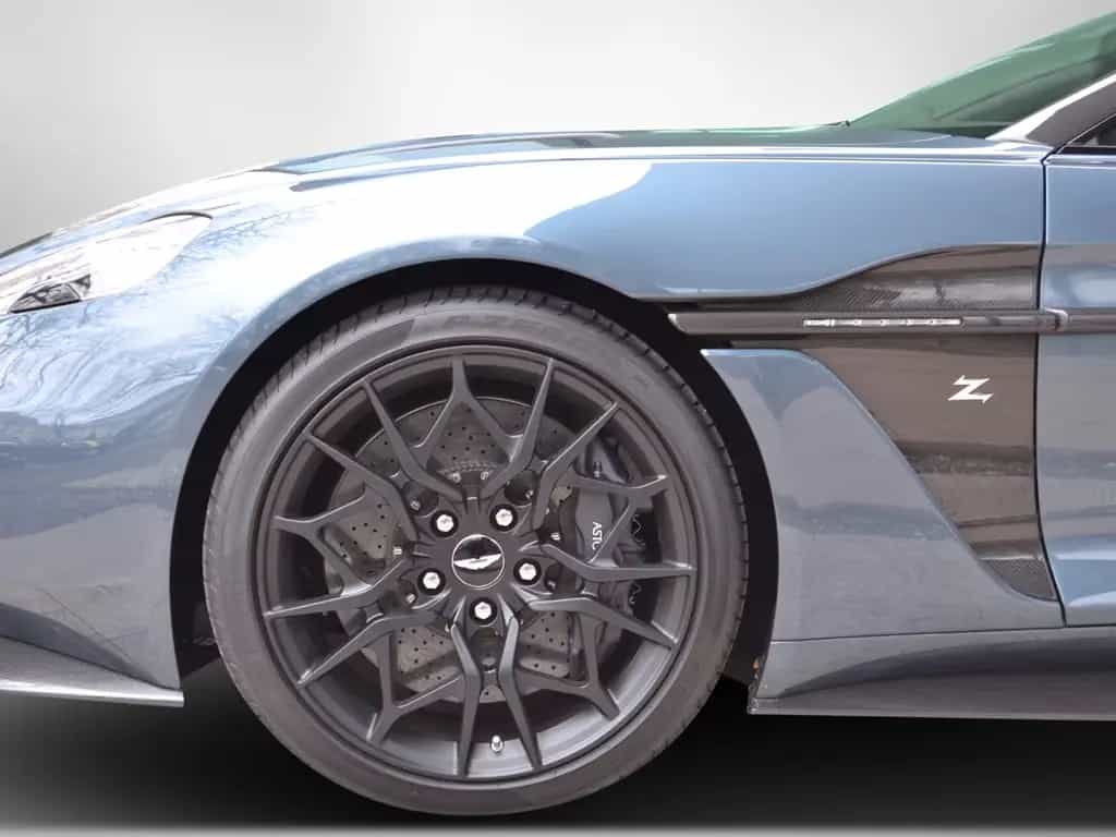 Aston Martin Vanquish Zagato Shooting Brake Nr. 92/99 08/2019-photo-2