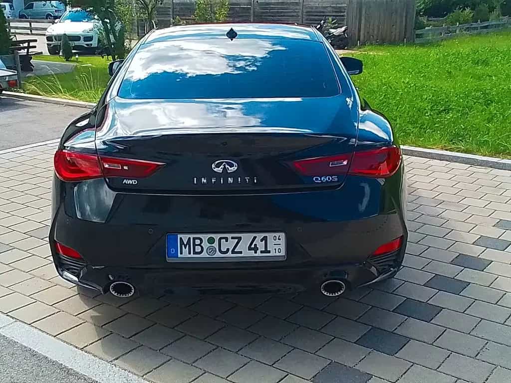 Infiniti Q60 S AWD V6 3.0 L 405 PS  TÜV NEU 07/2018-photo-2