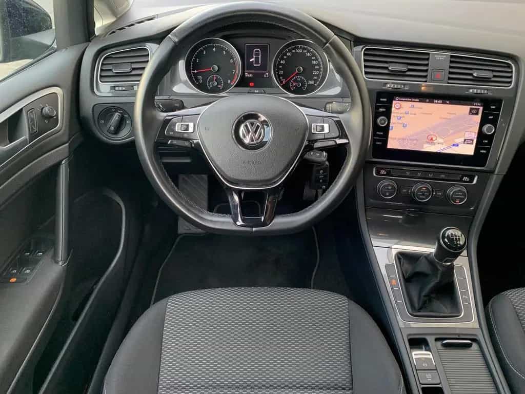 Volkswagen Golf TSI 5-Tg CarPlay Kamera Klimaautomatik PDC 11/2018-photo-9