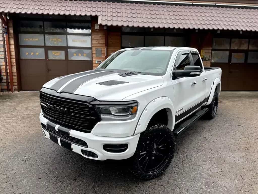Dodge RAM 1500 V8 5,7L*4X4*OFF-ROAD*LARAMIE*LED*AHK*TOP* 09/2020-photo-0