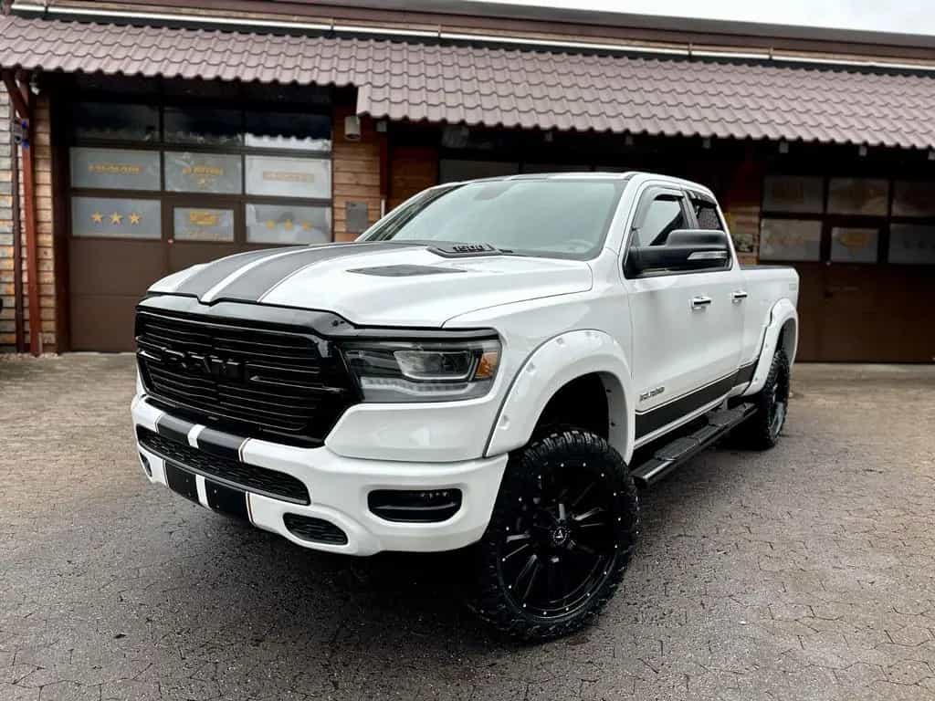 Dodge RAM 1500 V8 5,7L*4X4*OFF-ROAD*LARAMIE*LED*AHK*TOP* 09/2020-photo-1