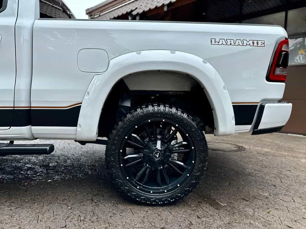 Dodge RAM 1500 V8 5,7L*4X4*OFF-ROAD*LARAMIE*LED*AHK*TOP* 09/2020-photo-17