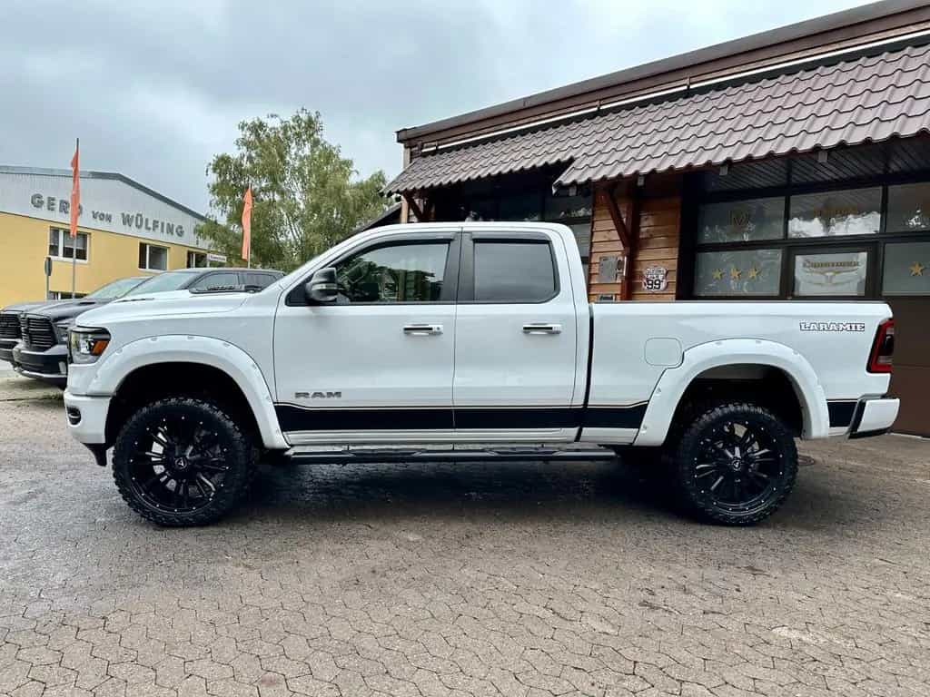 Dodge RAM 1500 V8 5,7L*4X4*OFF-ROAD*LARAMIE*LED*AHK*TOP* 09/2020-photo-18