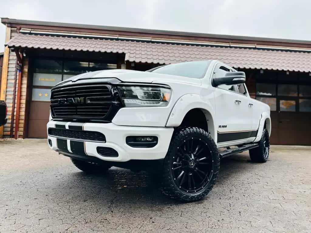 Dodge RAM 1500 V8 5,7L*4X4*OFF-ROAD*LARAMIE*LED*AHK*TOP* 09/2020-photo-2