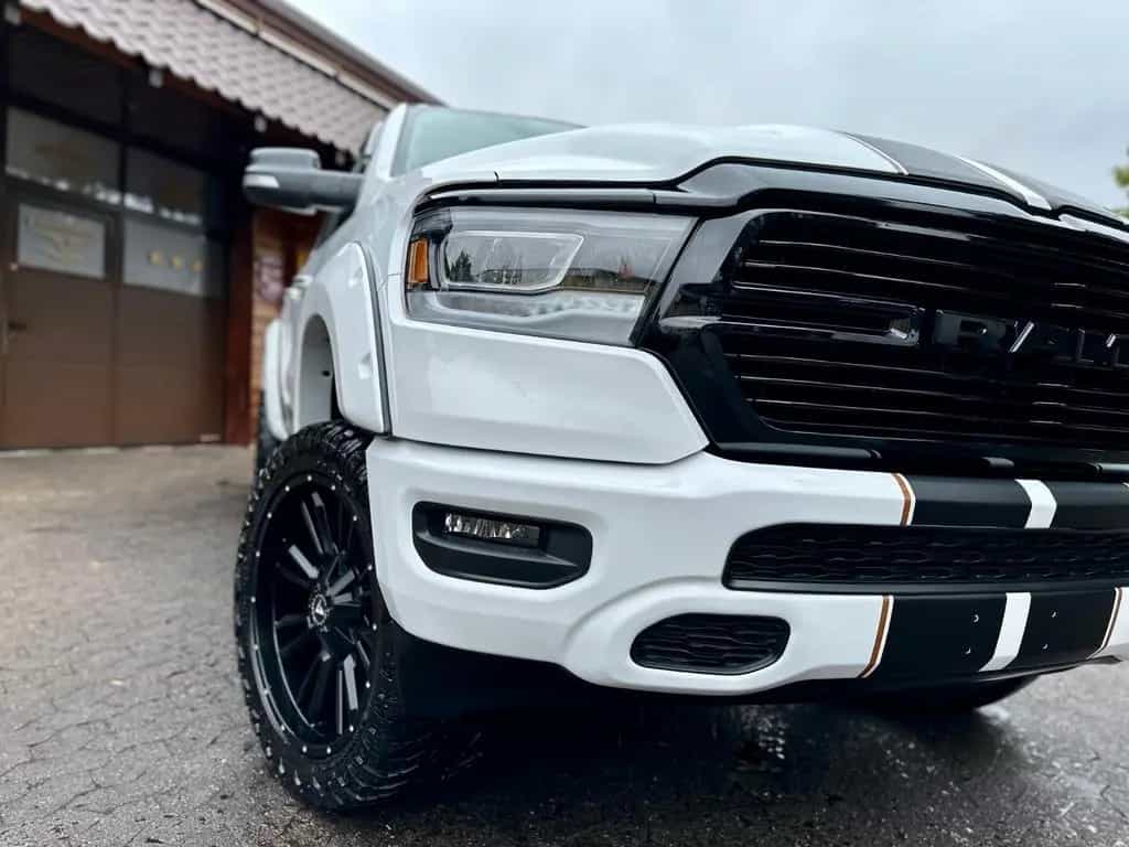 Dodge RAM 1500 V8 5,7L*4X4*OFF-ROAD*LARAMIE*LED*AHK*TOP* 09/2020-photo-4