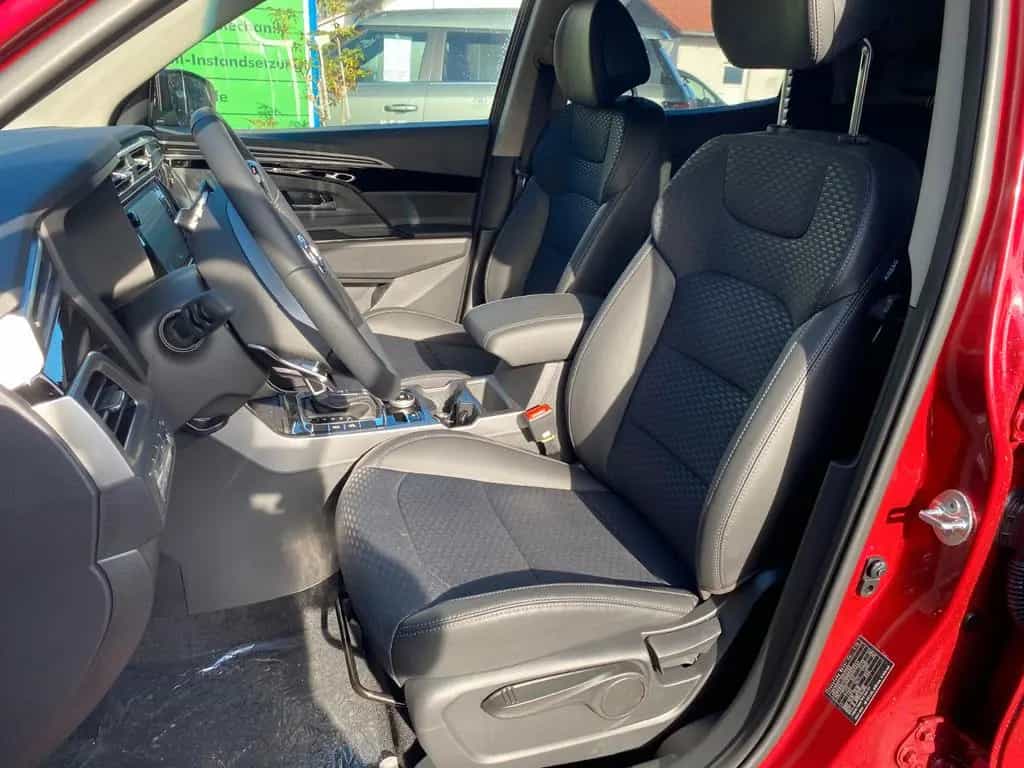 Ssangyong Korando Quartz 1.6D Automatik 2WD *Navi*LED* 05/2024-photo-8