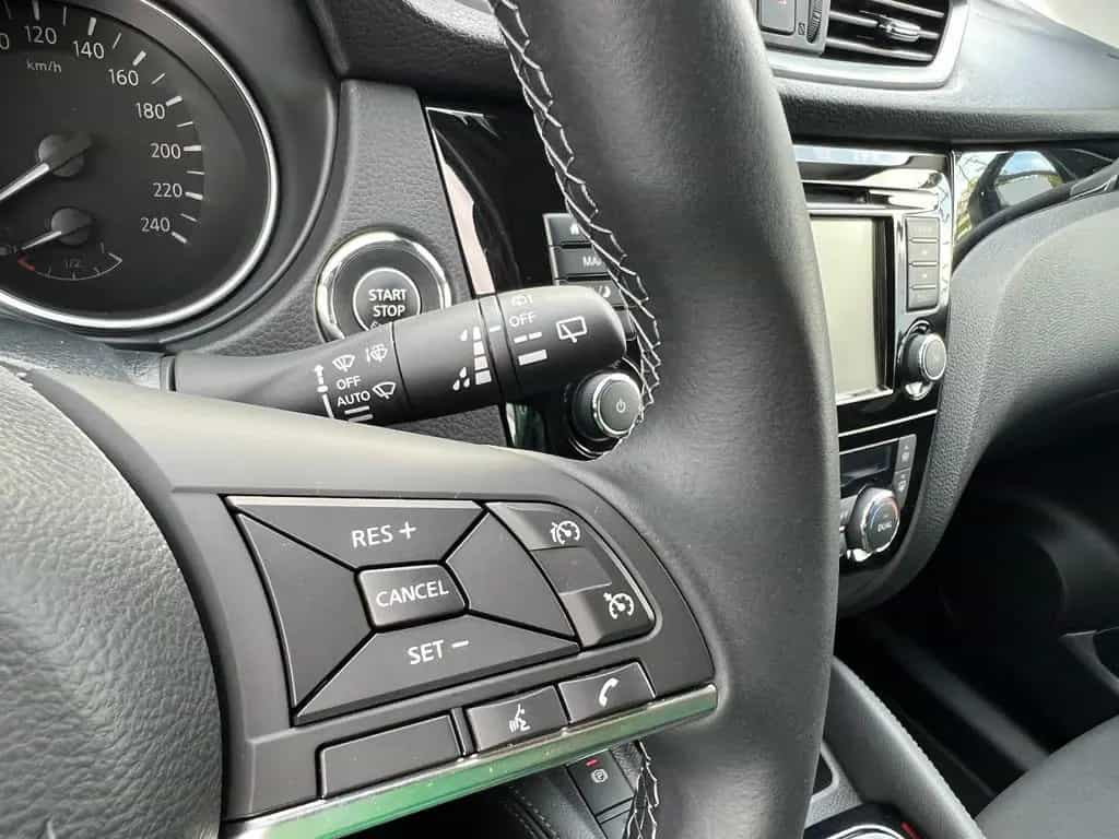 Nissan Qashqai N-Connecta 1-Hand Scheckheft Kamera 360° 12/2020-photo-11