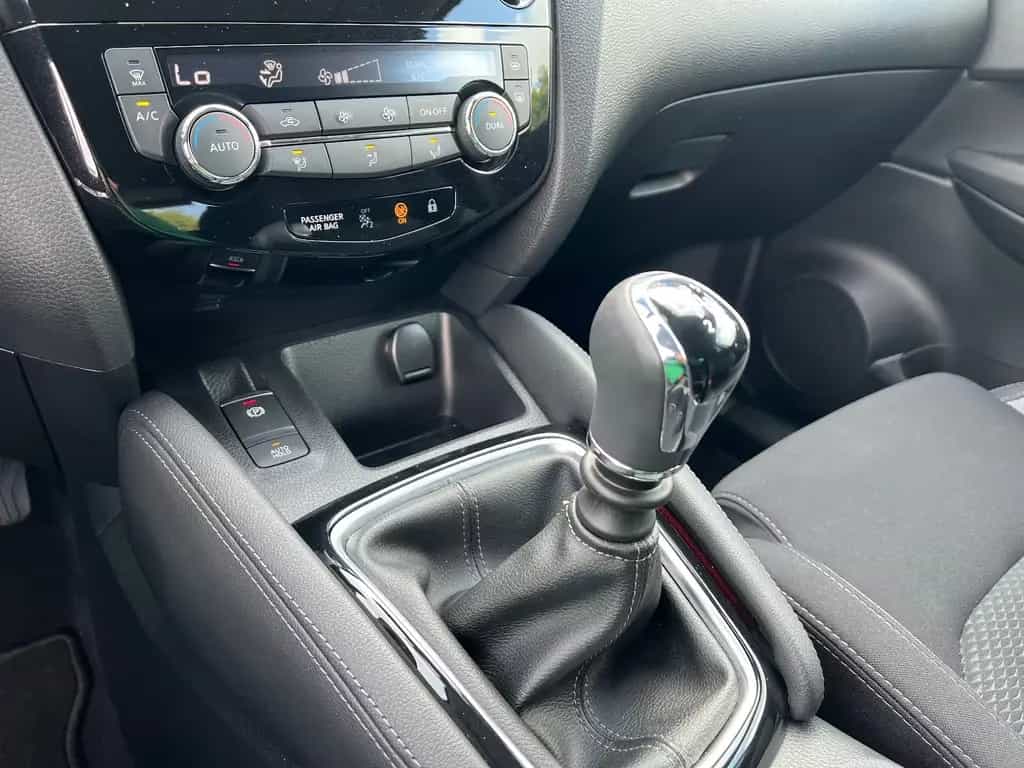 Nissan Qashqai N-Connecta 1-Hand Scheckheft Kamera 360° 12/2020-photo-17