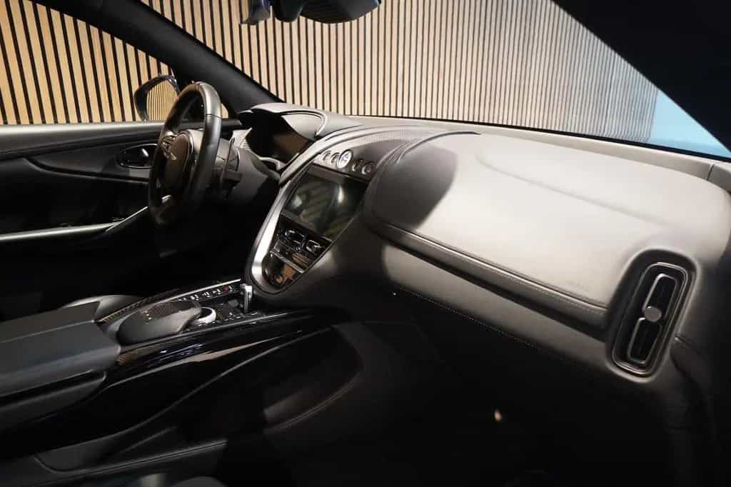 Aston Martin DBX 4.0 V8*Sportabgas*Body Pack Black*22 Zoll* 03/2022-photo-14