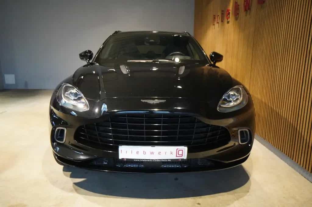 Aston Martin DBX 4.0 V8*Sportabgas*Body Pack Black*22 Zoll* 03/2022-photo-17