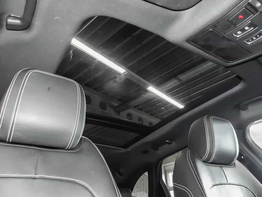 Jaguar F-Pace R-Sport AWD 30t EU6d-T Allrad AHK-el. kla 08/2018-photo-14