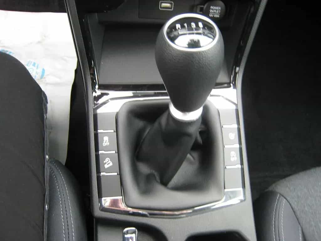 Ssangyong Korando 1.5T-GDi Amber 2WD Sitzhzg 03/2025-photo-15