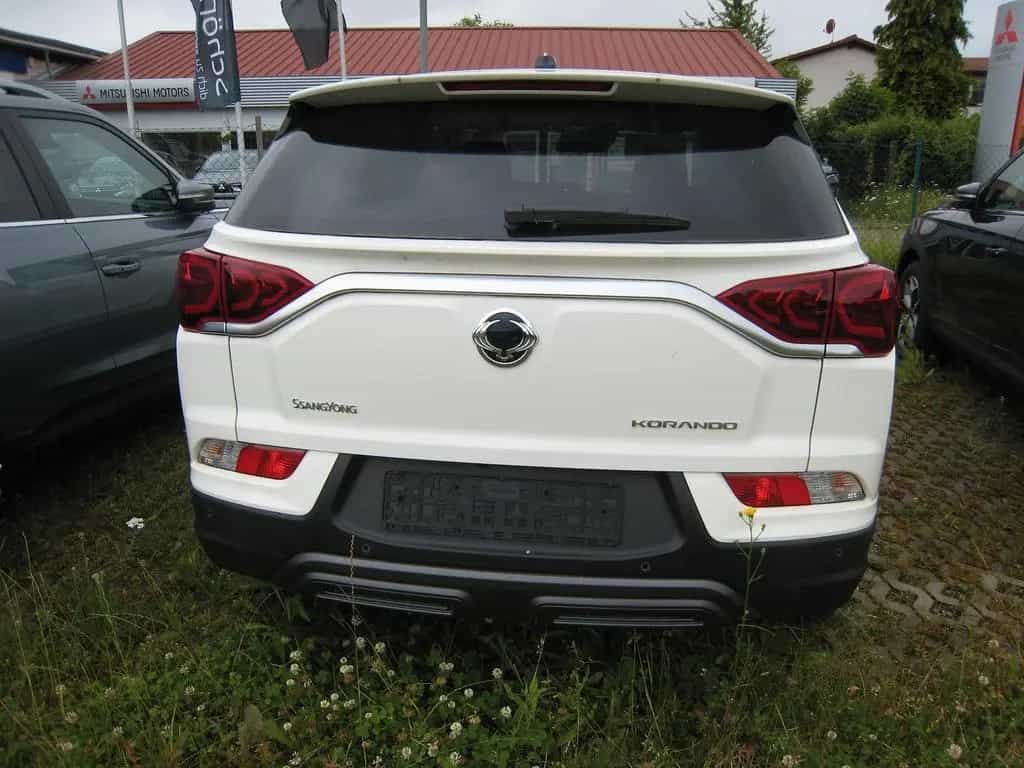 Ssangyong Korando 1.5T-GDi Amber 2WD Sitzhzg 03/2025-photo-4