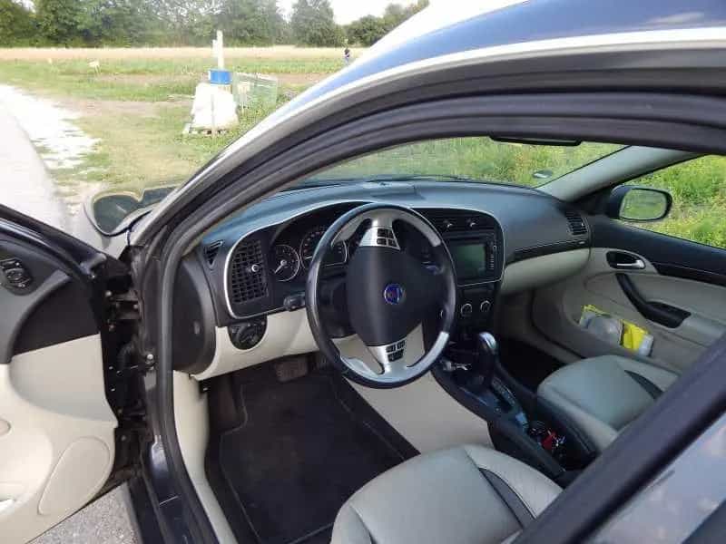 Saab 9-3 2.0 Turbo Scandic SportCombi Auto Scandic 03/2010-photo-4