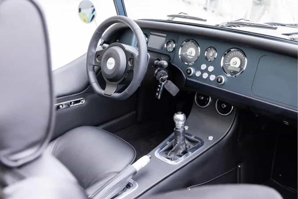 Morgan Plus 4 Plus Four Manual | Centenary Tribute #1 of 4 | 02/2026-photo-12
