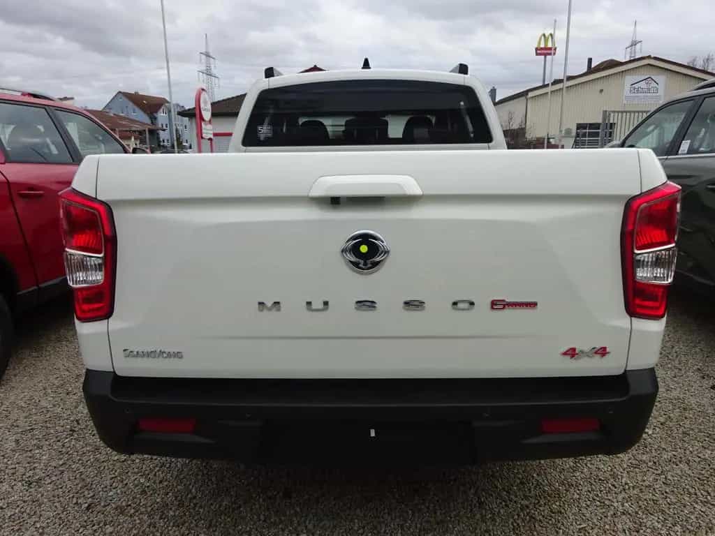 KGM SsangYong Musso Grand 2.2D Sapphire AT 4WD Safet 01/2025-photo-3