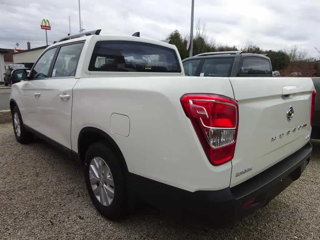KGM SsangYong Musso Grand 2.2D Sapphire AT 4WD Safet 01/2025-photo-5