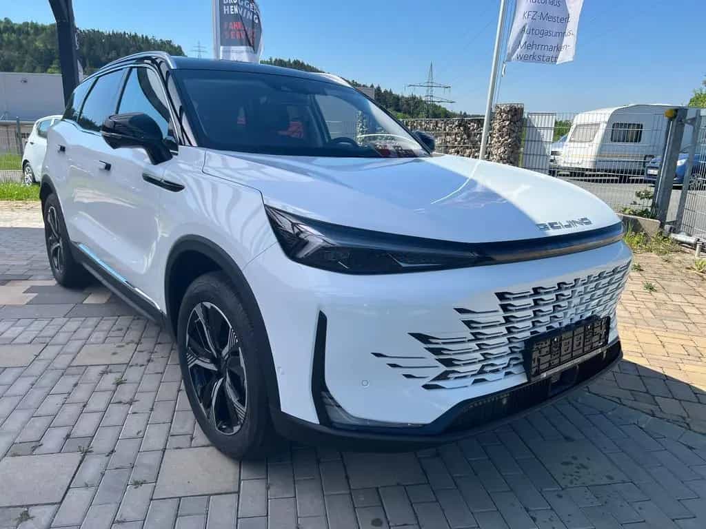 BAIC Beijing X75 Top Ausstattung alle Farben bestell. null-photo-1