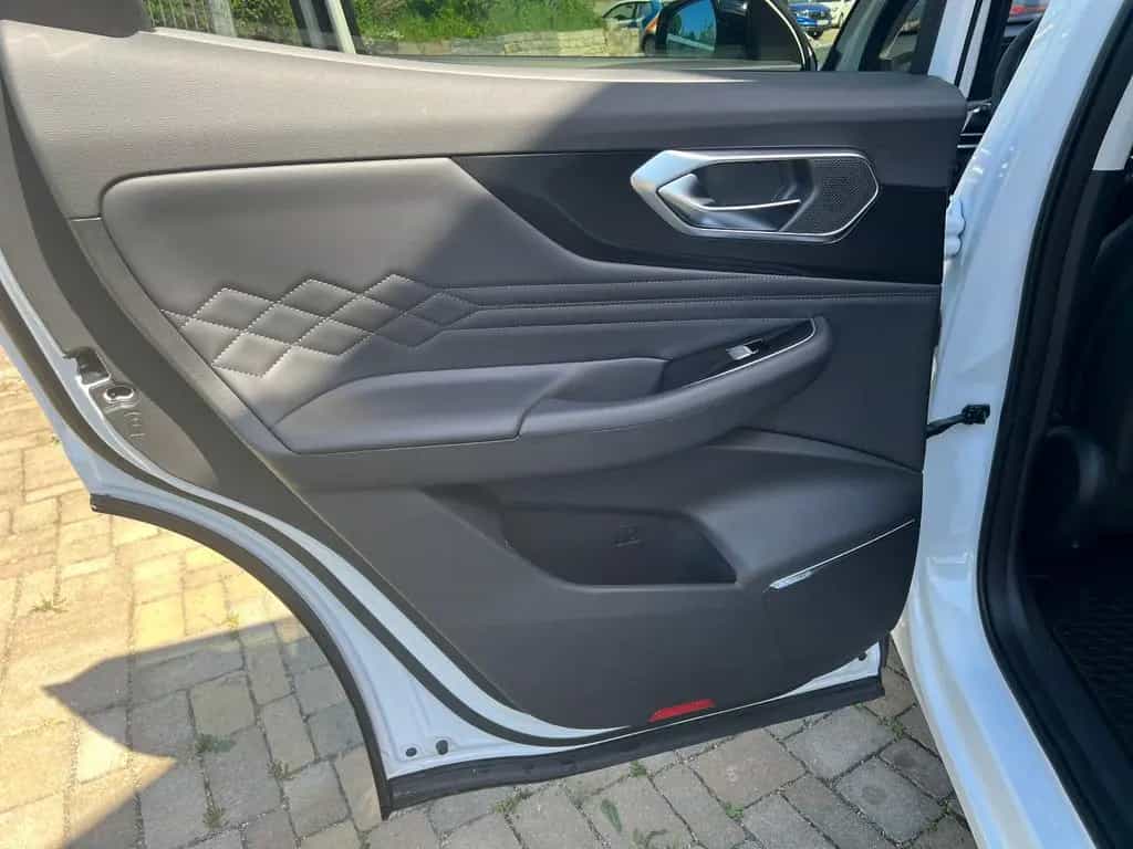 BAIC Beijing X75 Top Ausstattung alle Farben bestell. null-photo-12