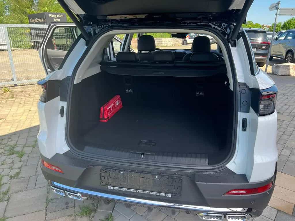BAIC Beijing X75 Top Ausstattung alle Farben bestell. null-photo-15