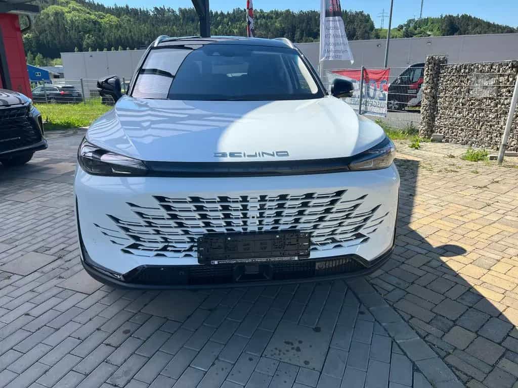 BAIC Beijing X75 Top Ausstattung alle Farben bestell. null-photo-2