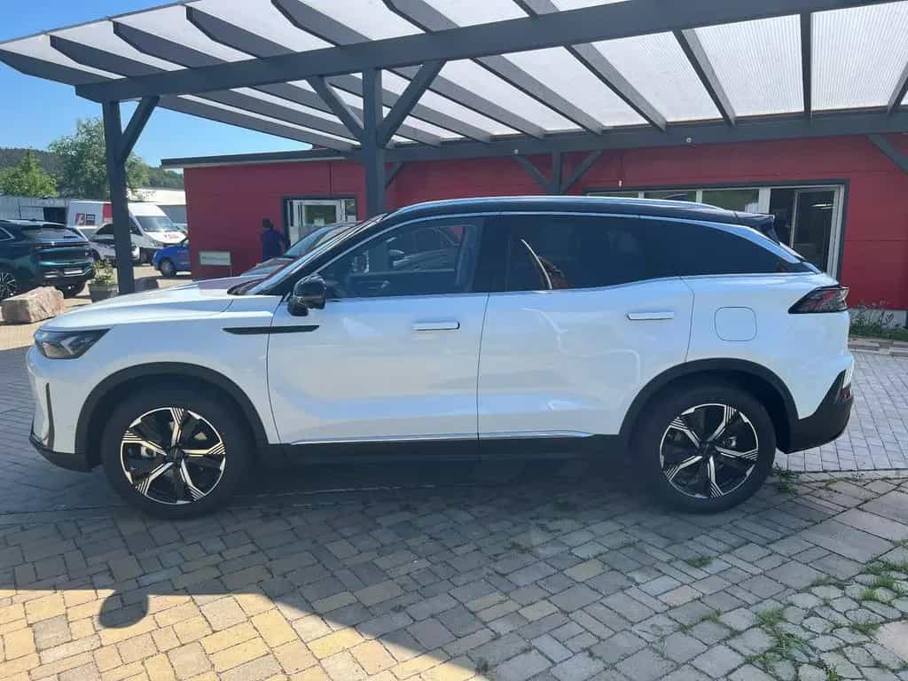BAIC Beijing X75 Top Ausstattung alle Farben bestell. null-photo-4