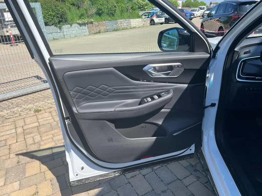 BAIC Beijing X75 Top Ausstattung alle Farben bestell. null-photo-9
