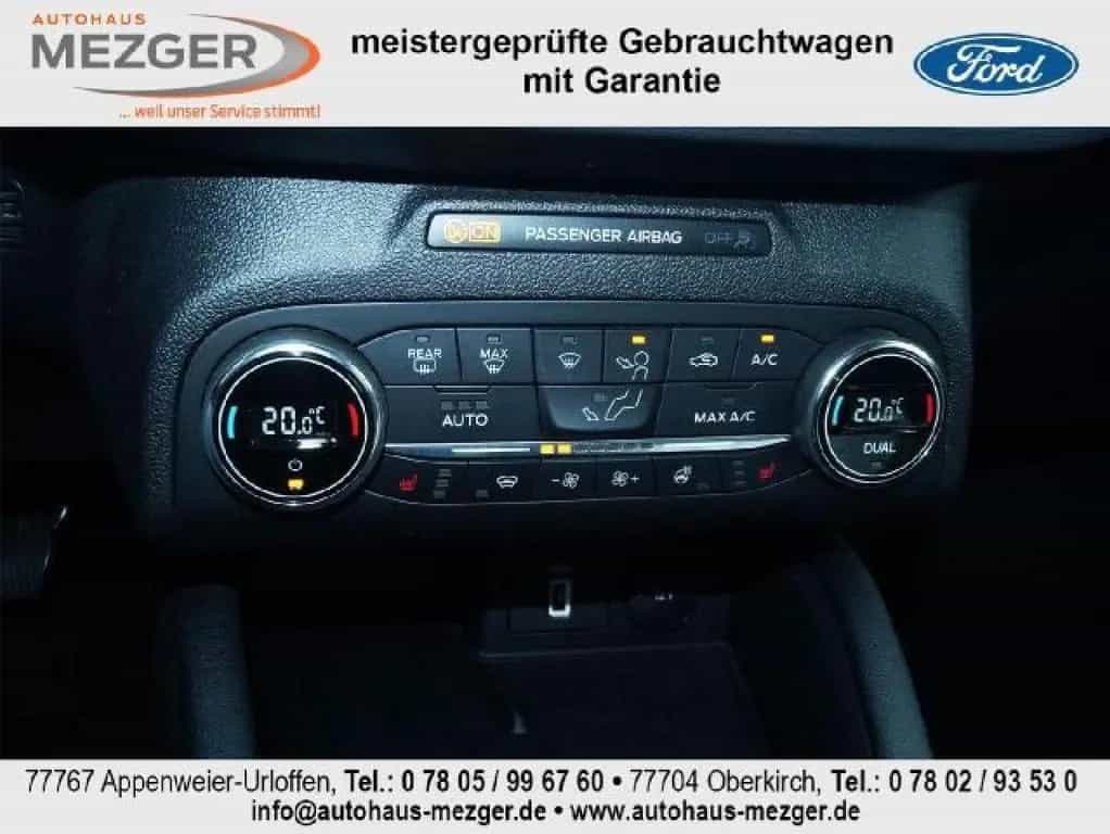 Ford Focus Turnier Titanium 07/2020-photo-11