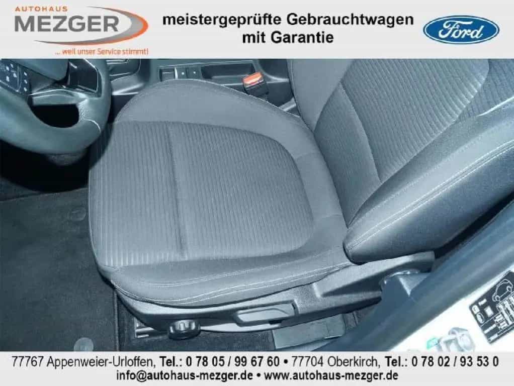 Ford Focus Turnier Titanium 07/2020-photo-13
