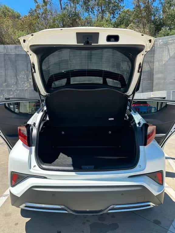 Toyota C-HR Hybrid Team D 06/2021-photo-13