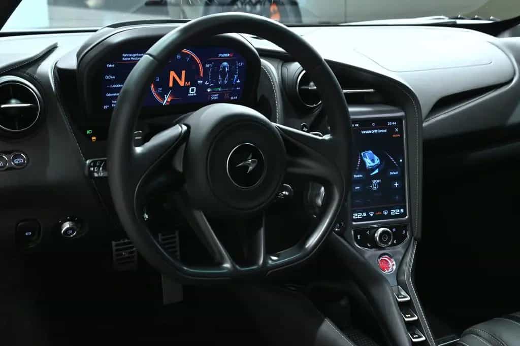 McLaren 720S Coupe !! RYFT Body-Kit !! 06/2019-photo-15