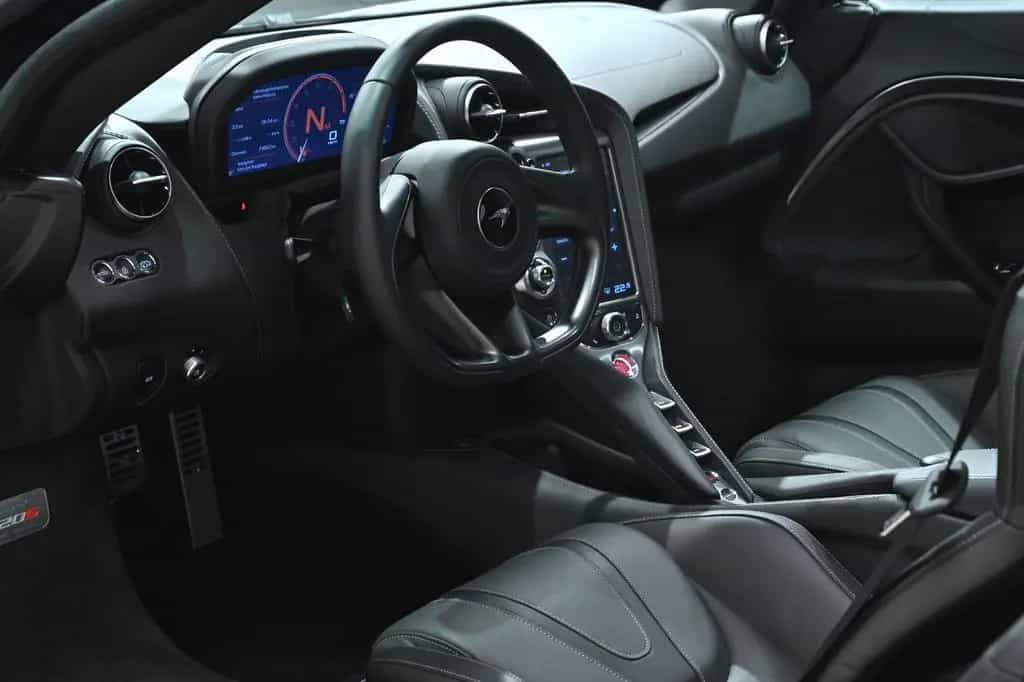 McLaren 720S Coupe !! RYFT Body-Kit !! 06/2019-photo-4