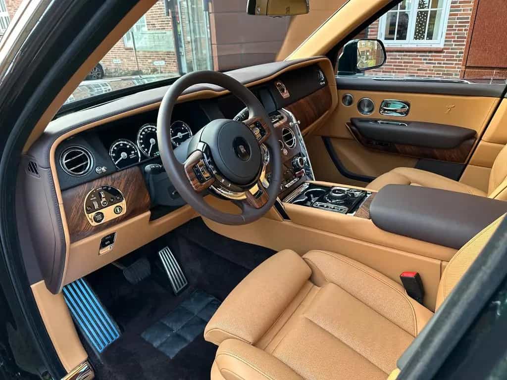 Rolls-Royce Cullinan 0 KM, VOLL, VOLL, AHK 05/2020-photo-1