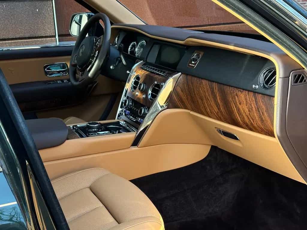 Rolls-Royce Cullinan 0 KM, VOLL, VOLL, AHK 05/2020-photo-17
