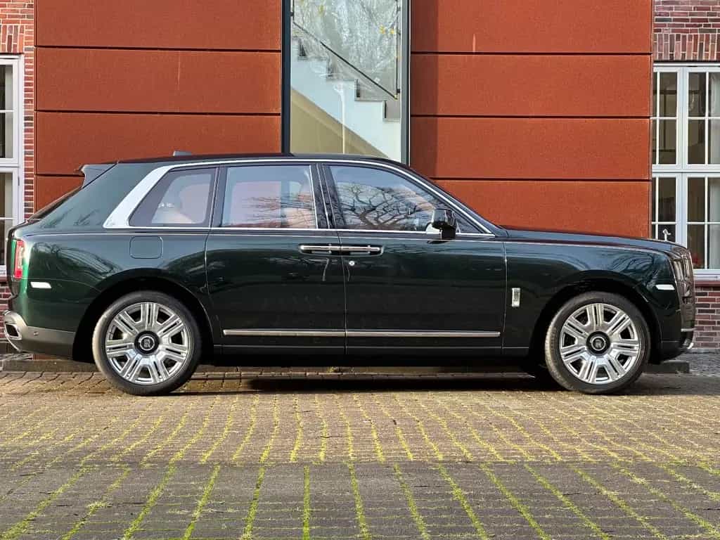 Rolls-Royce Cullinan 0 KM, VOLL, VOLL, AHK 05/2020-photo-3
