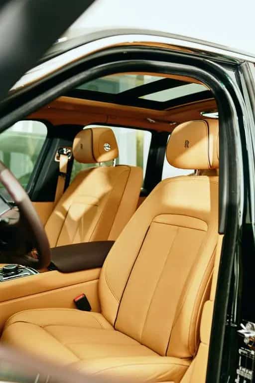 Rolls-Royce Cullinan 0 KM, VOLL, VOLL, AHK 05/2020-photo-8
