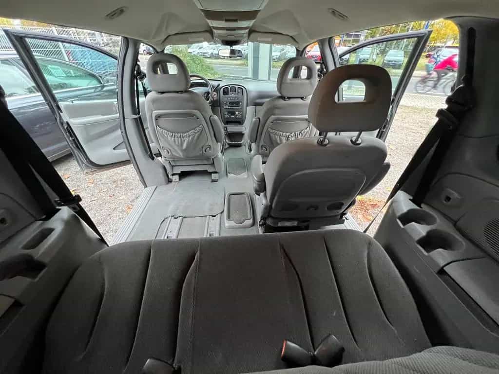 Chrysler Voyager 2.8 CRD SE 12/2006-photo-1
