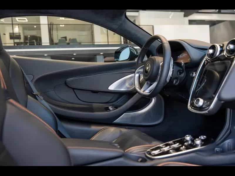 McLaren GT Luxe with 1 year McLaren Warranty incl 08/2023-photo-12